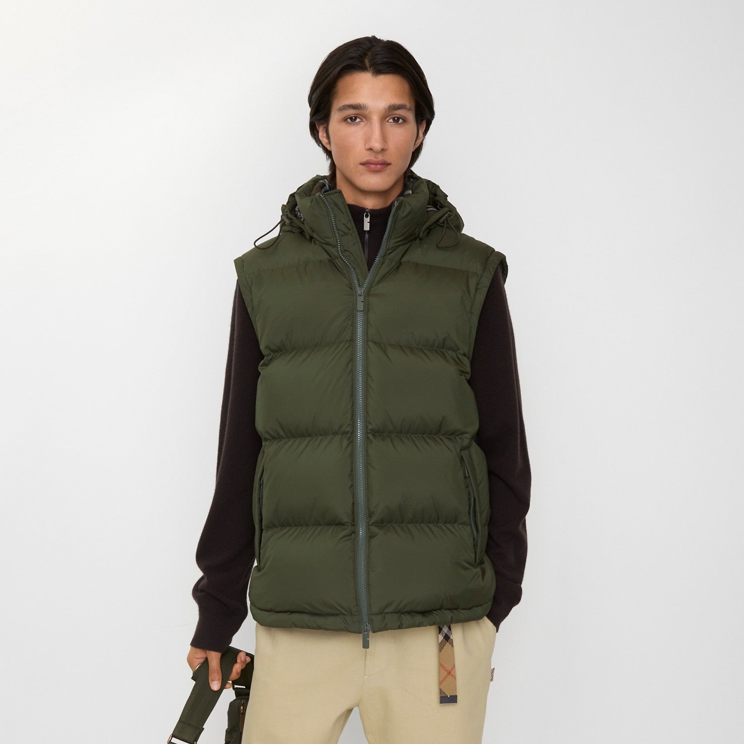 Burberry Detachable Sleeve Puffer Jacket in Flax Men's Nylon #335005