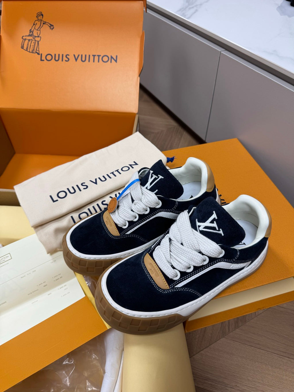 LOUIS VUITTON LV Tilted Sneaker Shoes #388719
