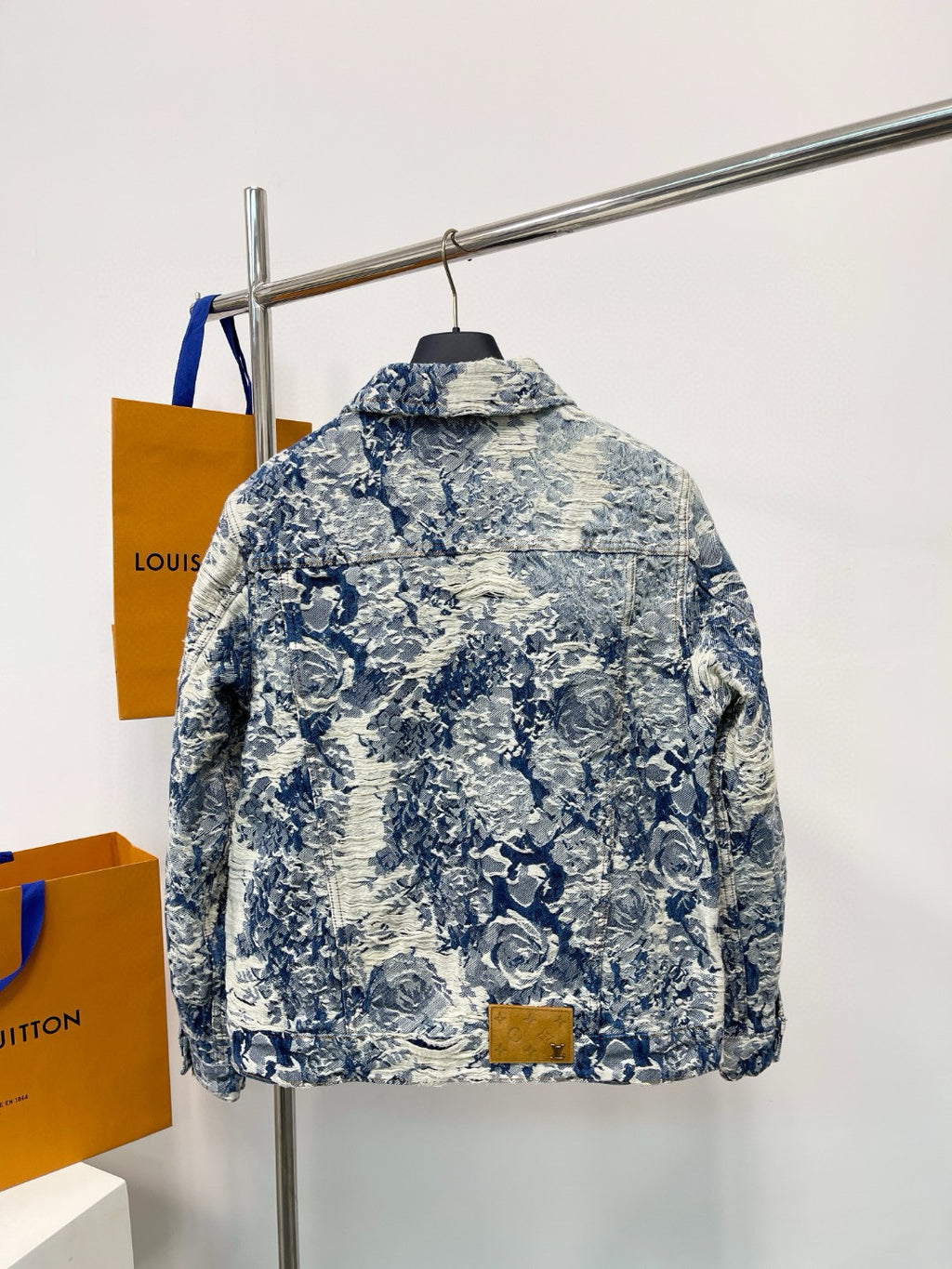 Louis Vuitton Men's Women's Spring And Autumn Cotton Denim Jacquard Embroidered Flower Denim Jacket Lapel Casual Jacket #99381