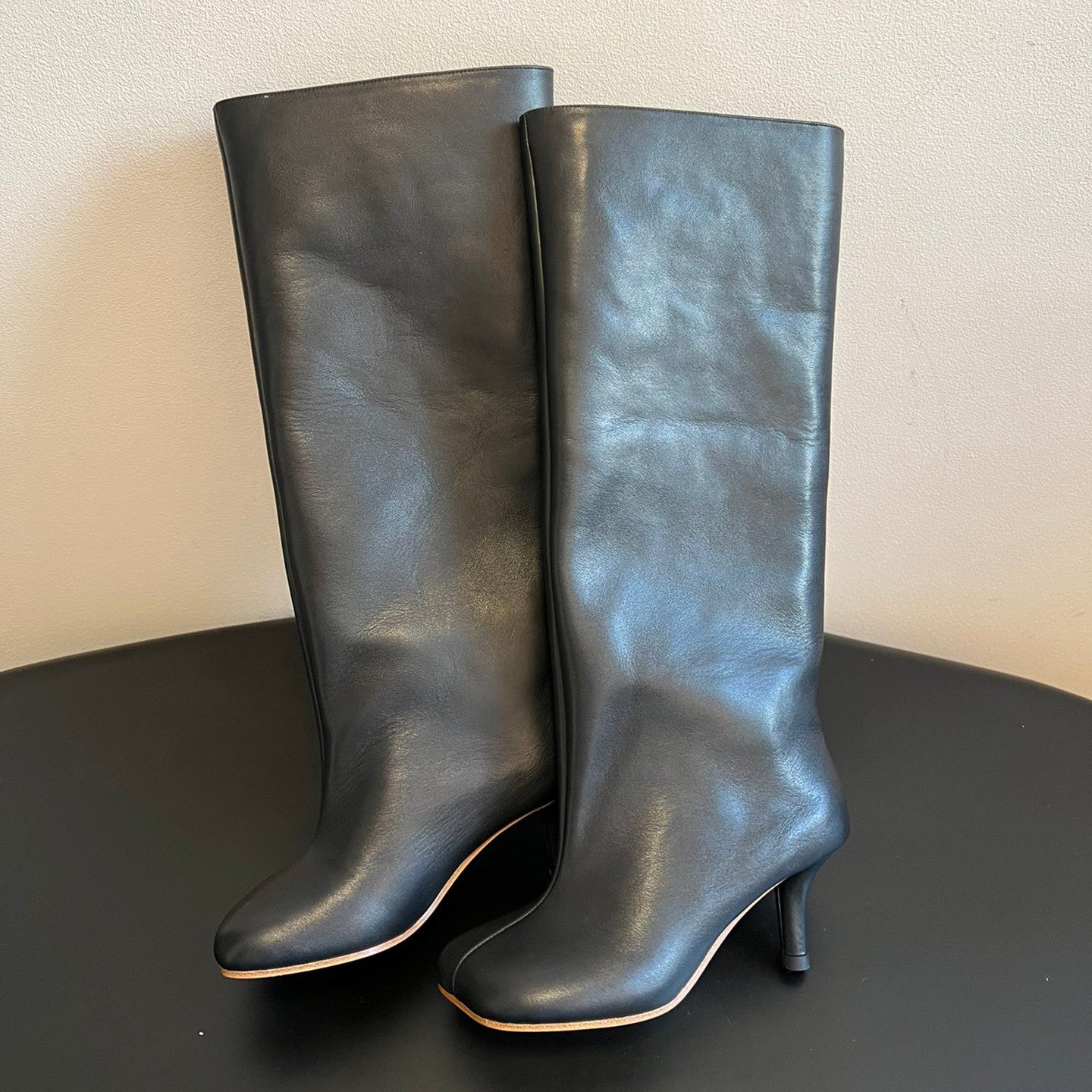 Maison Margiela Women's Fall/Winter Fashion Classic Leather Square-Toe Sleeve Heeled Long Leather Horseshoe Boots High Boots Shoes#79315