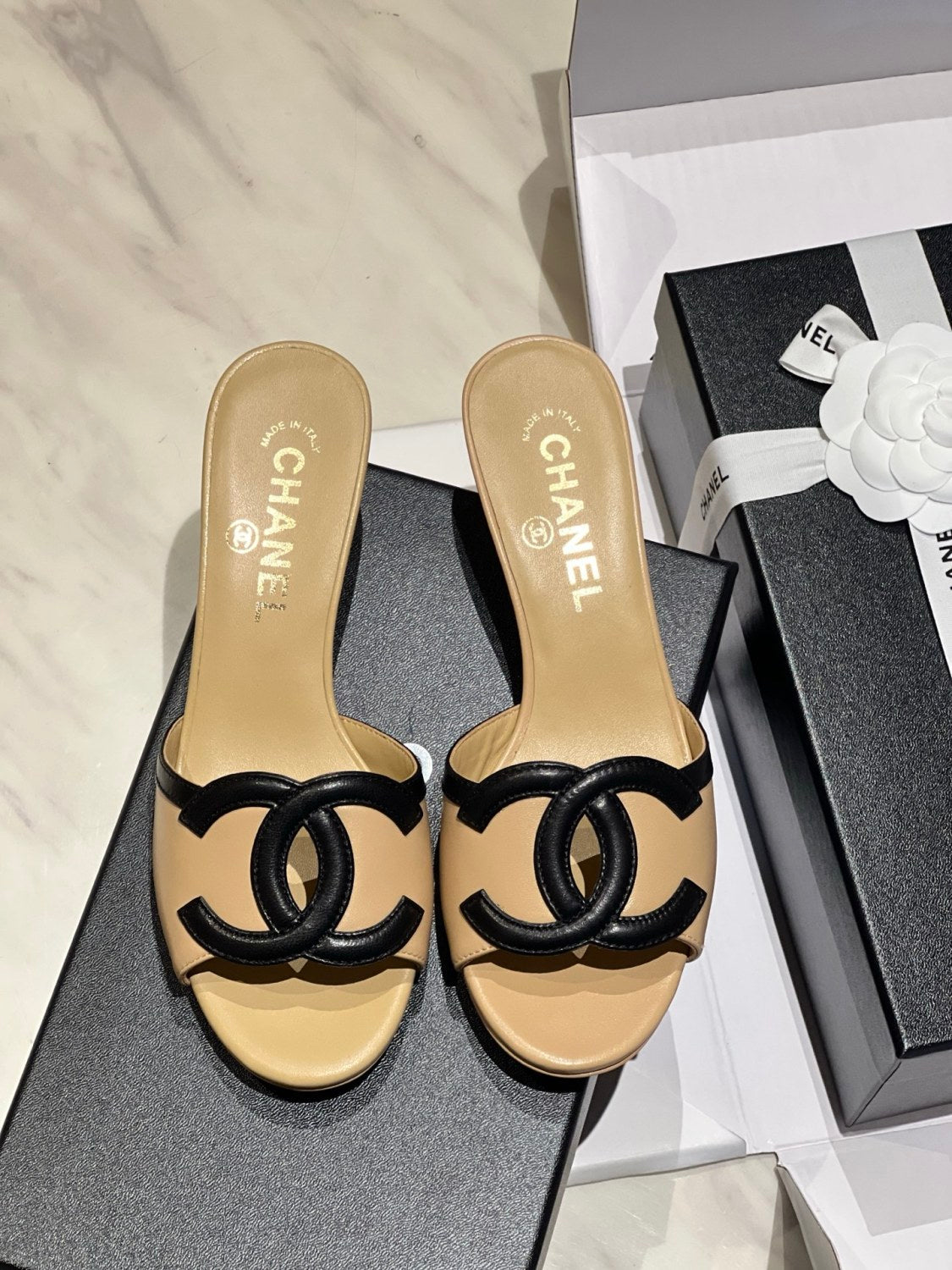 CHANEL Mules Lambskin Beige Black #386260