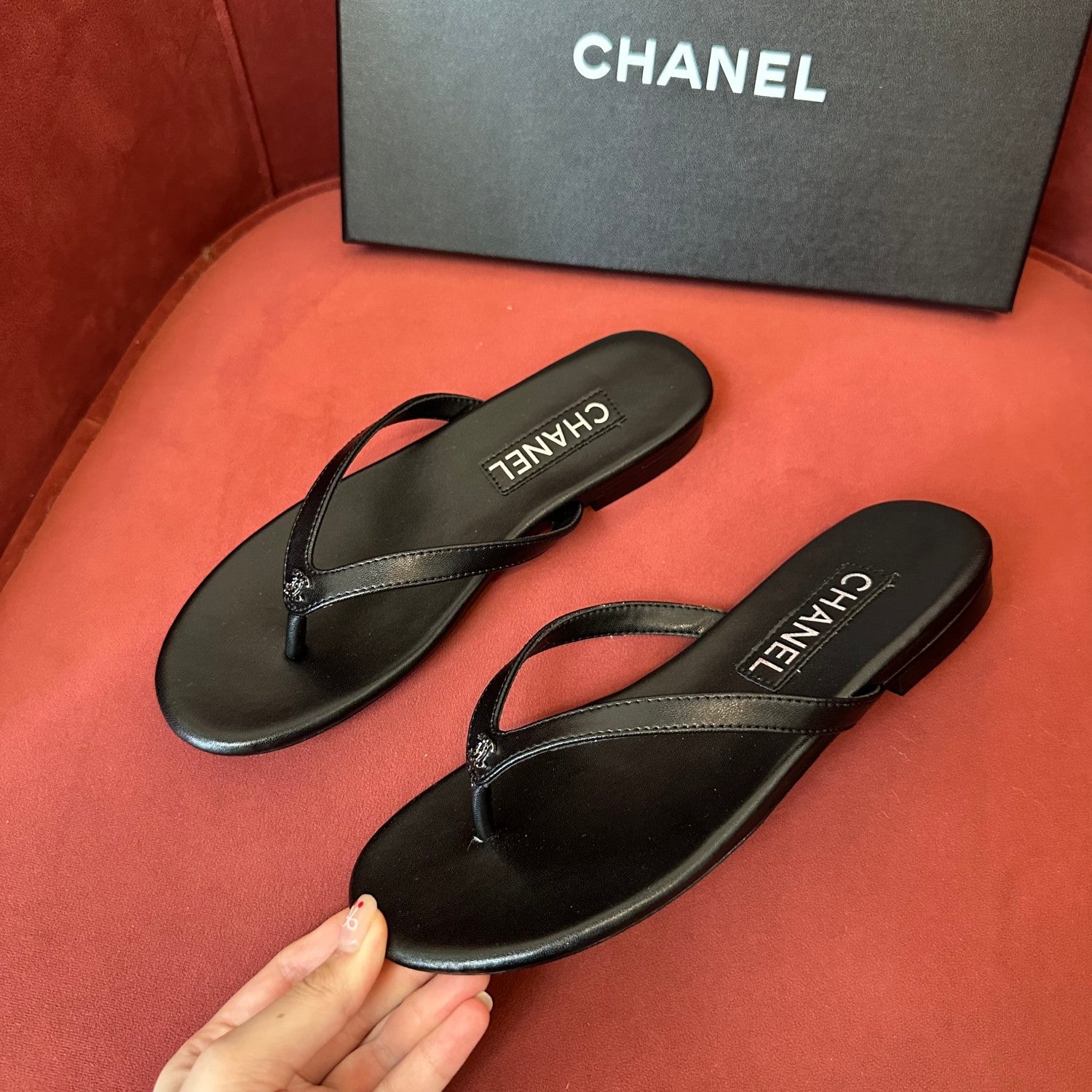 Chanel Women's Summer Fashion Casual Simple Round Toe Open Toe Leather Thong Sandals Shoes #78433