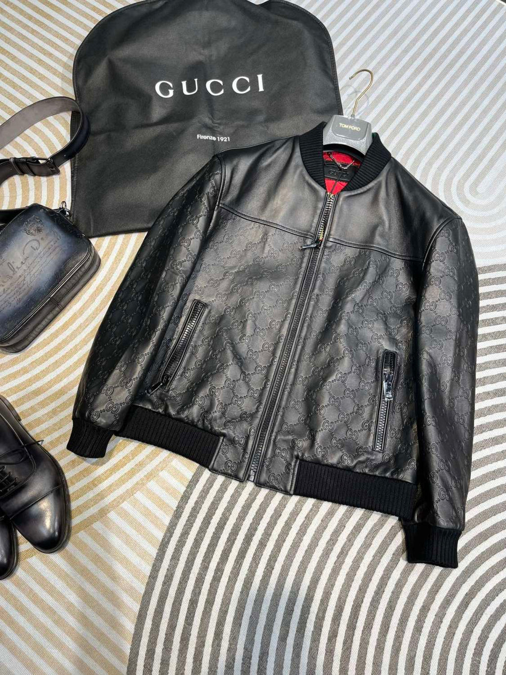 Gucci Men's Spring And Autumn Black Embossed Logo Printed Zipper Leather Baseball Jersey Long Sleeve Jacket #72616