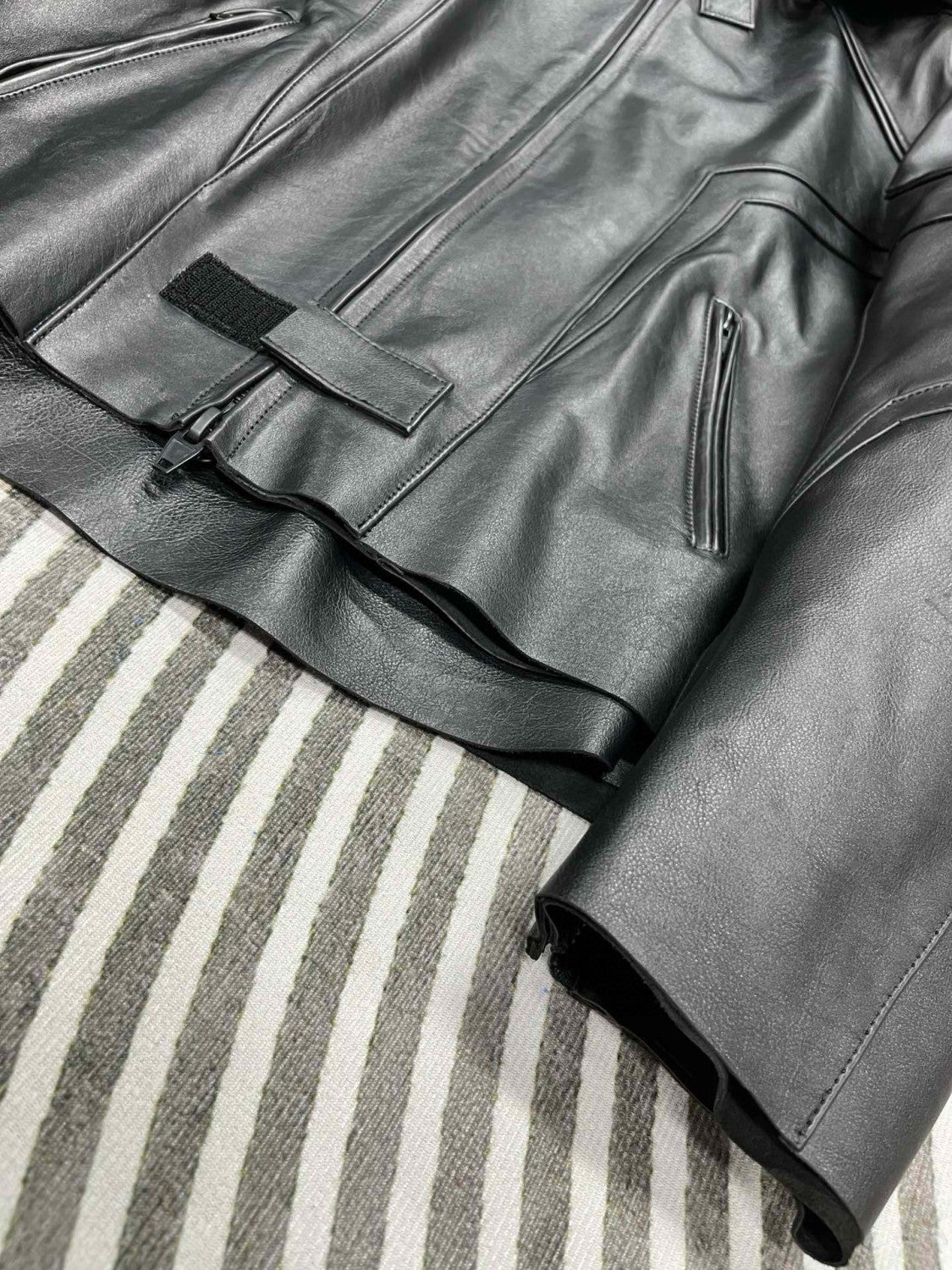Balenciaga Men's Women's Autumn And Winter High Street Solid Color Cowhide Zipper Long Sleeve Loose BIKER Hooded Jacket Ngvp #8578