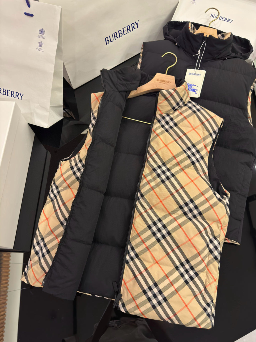 Burberry Men's And Women's Fall/winter Fashion Casual Stand Collar Zipper Checkered Reversible Double Sided Checkered Nylon Padded Vest #79369