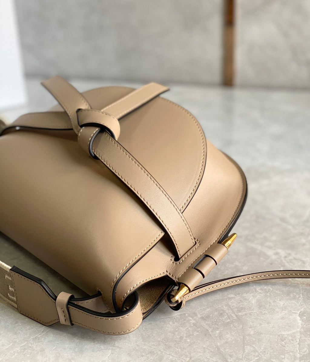 Loewe Women's Solid Colour Adjustable Shoulder Strap Mini Soft Cowhide Jacquard Gate Dual Shoulder Crossbody Handbag Bag Bags #76932