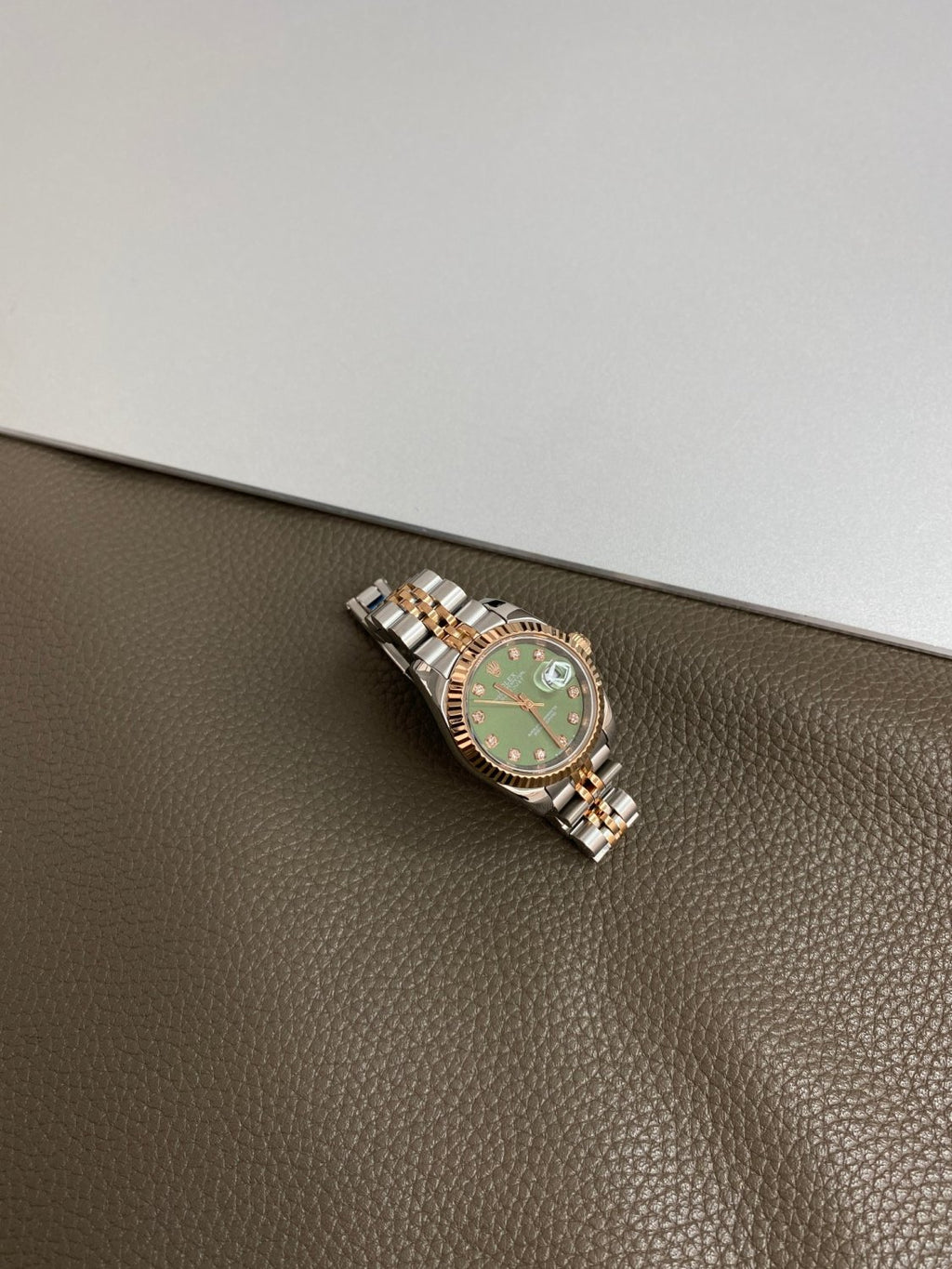 Rolex Women's Log-type Series Automatic Mechanical Movement Water-resistant Diamond-encrusted Green Dial Stainless Steel Bracelet 28mm Watch #77754