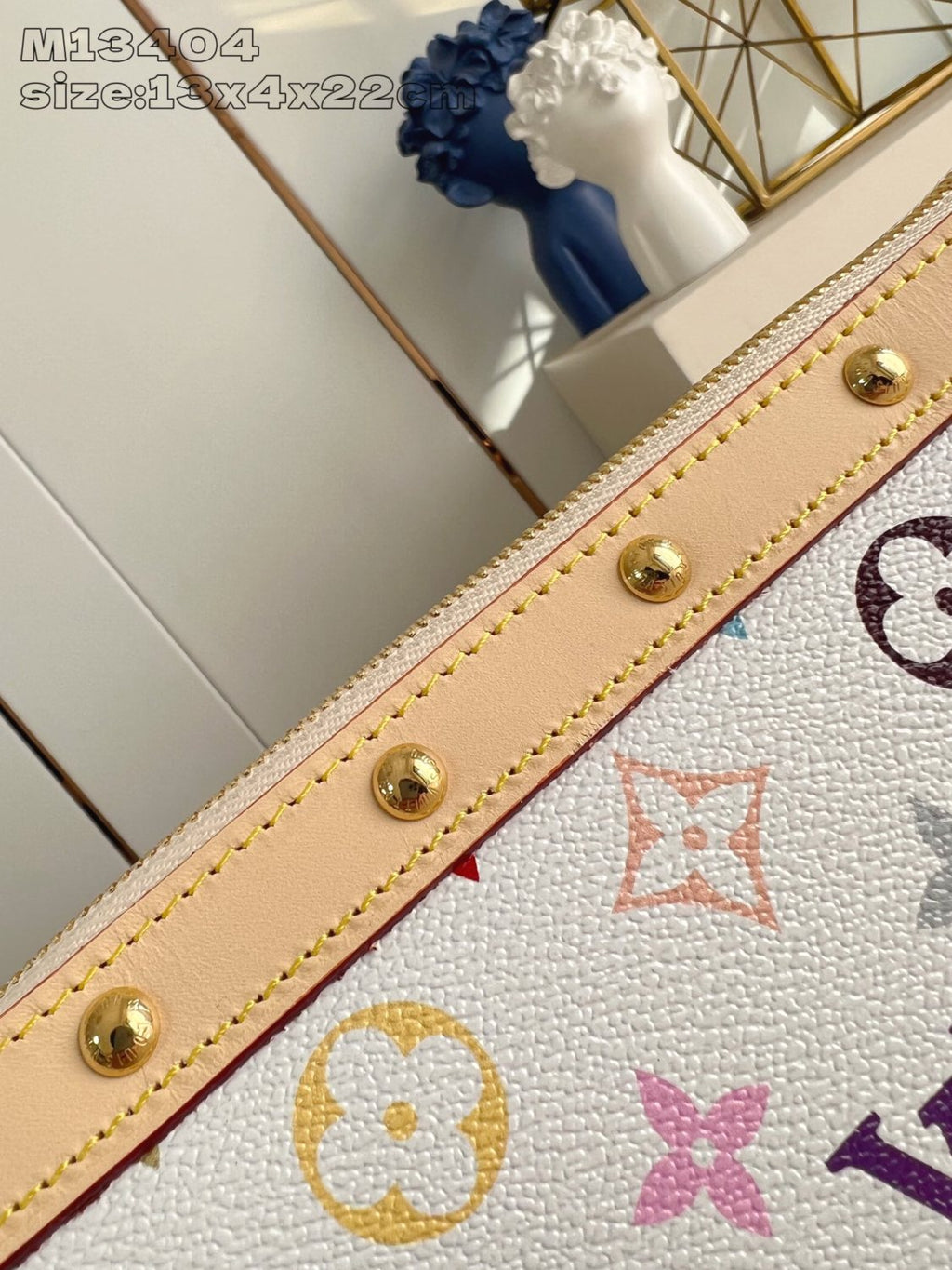 Louis Vuitton Pochette Accessoires Women's Detachable Chain Colorful Printed Zipper Closure Coated Canvas Single Shoulder Slanting Clutch Bag Bags #75243