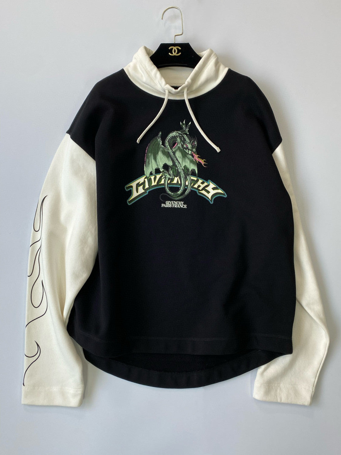 Givenchy Men's Autumn and Winter Black and White Splicing Dragon Print Long Sleeved Hooded Sweatshirt Pullover #98126