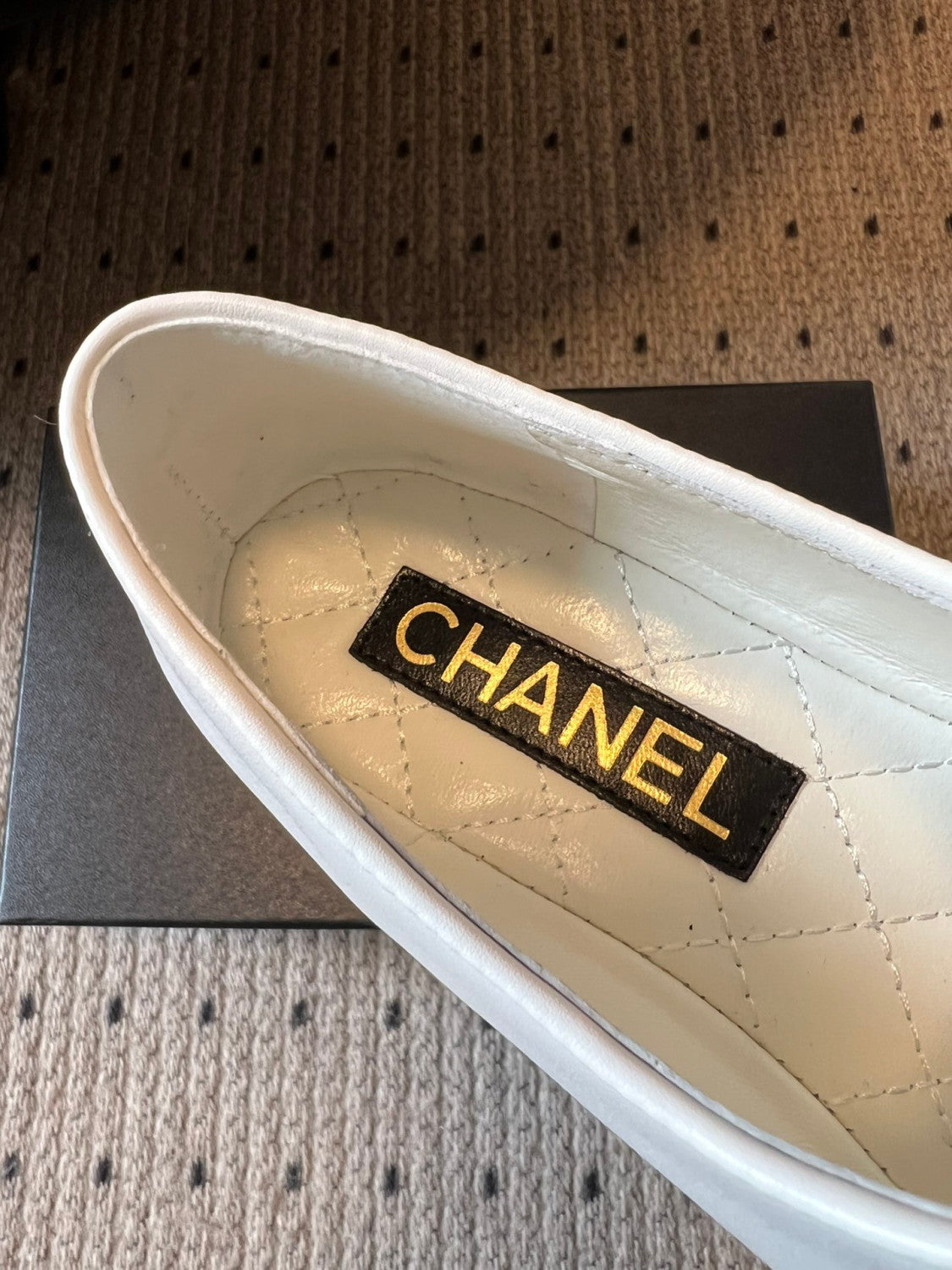 Chanel Mary Janes Lambskin Silk Grosgrain White Black #334248