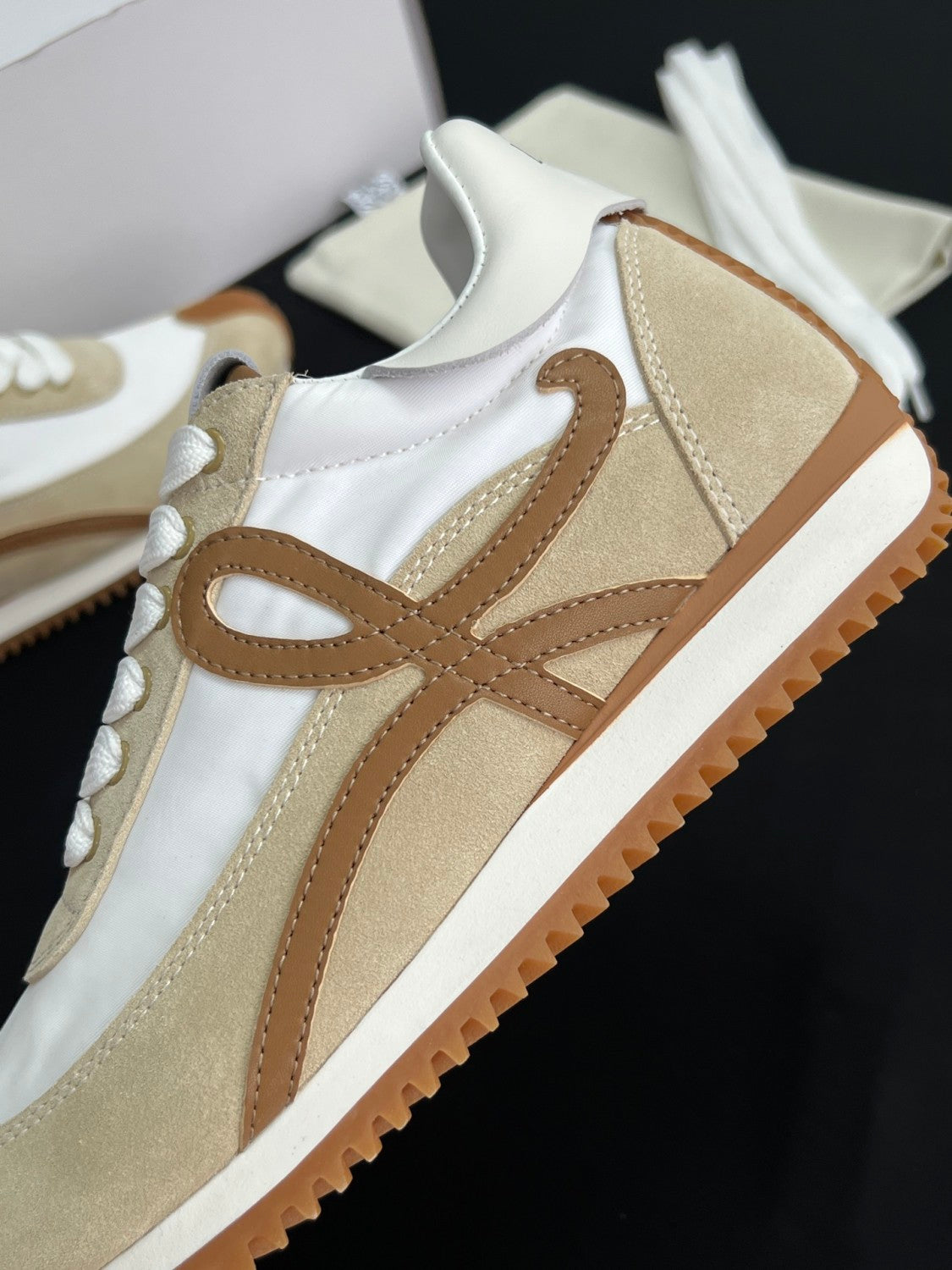 LOEWE Flow Runner 2.0 in Nylon and Suede #385055