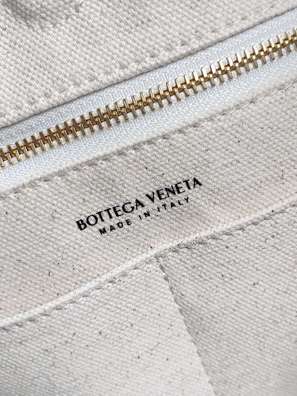 Bottega Veneta Women's Colorblocking Andiamo Leather Canvas Rucksack Tote Bag Bags #76523