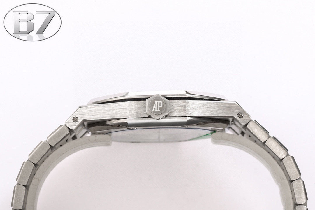 Audemars Piguet Royal Oak Mechanical Waterproof Watch #21759