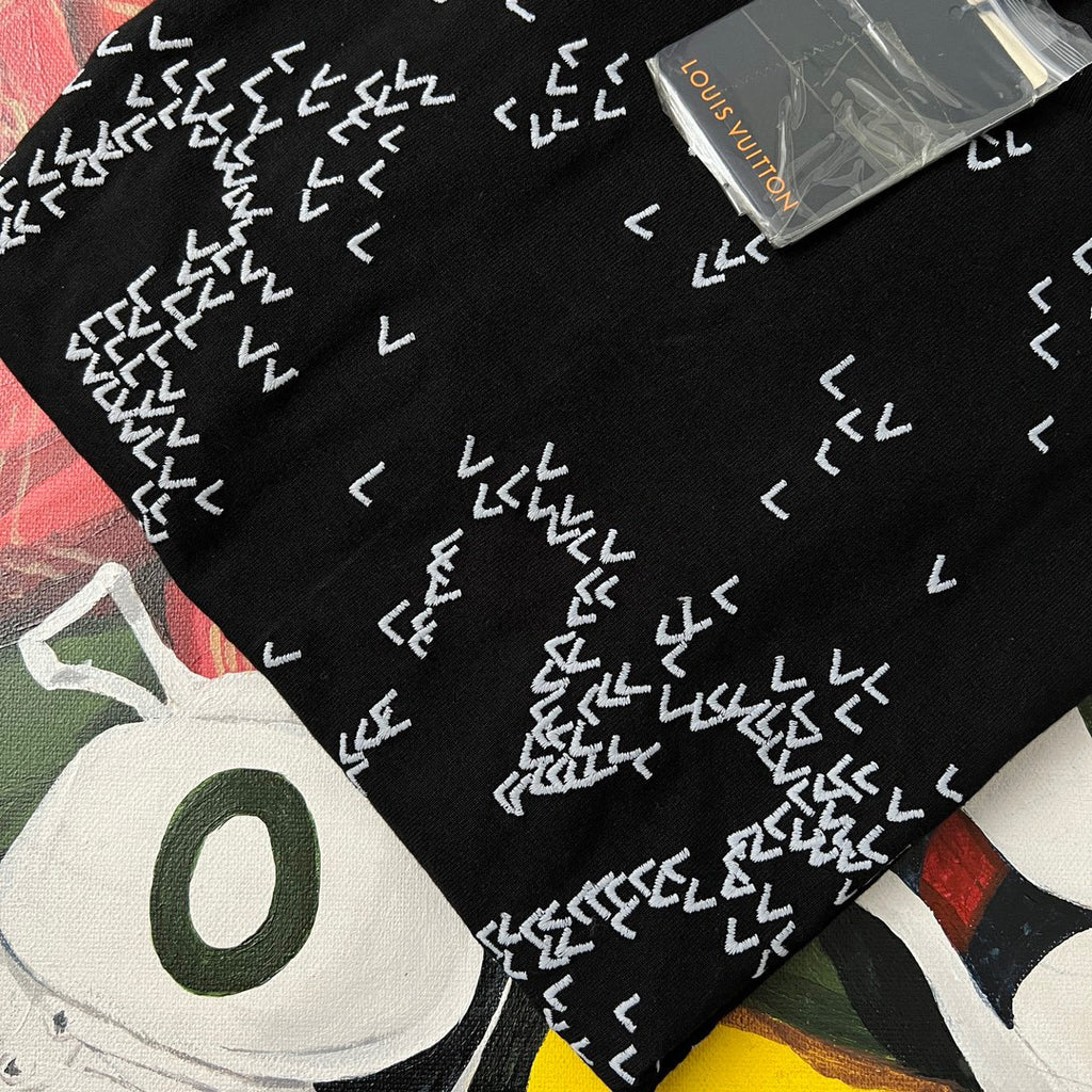 Louis Vuitton Black Embroidered Loose Fitting Short Sleeved T-shirt #21553