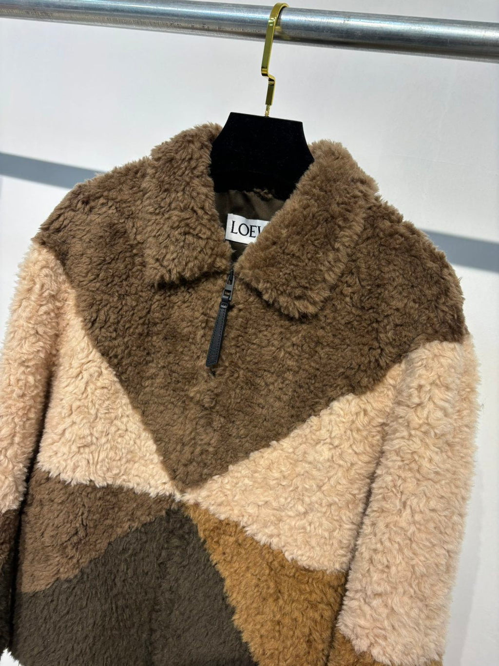 Loewe Men's Logo Shearling Wool Fur Spring/Fall Oversized Collar Contrast-Color Embossed Zipper Jacket Ngvp #2541
