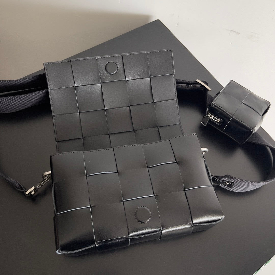 Bottega Veneta Cassette Men's and Women's Solid Color Leather Woven Shoulder Crossbody Bag Bags #75755