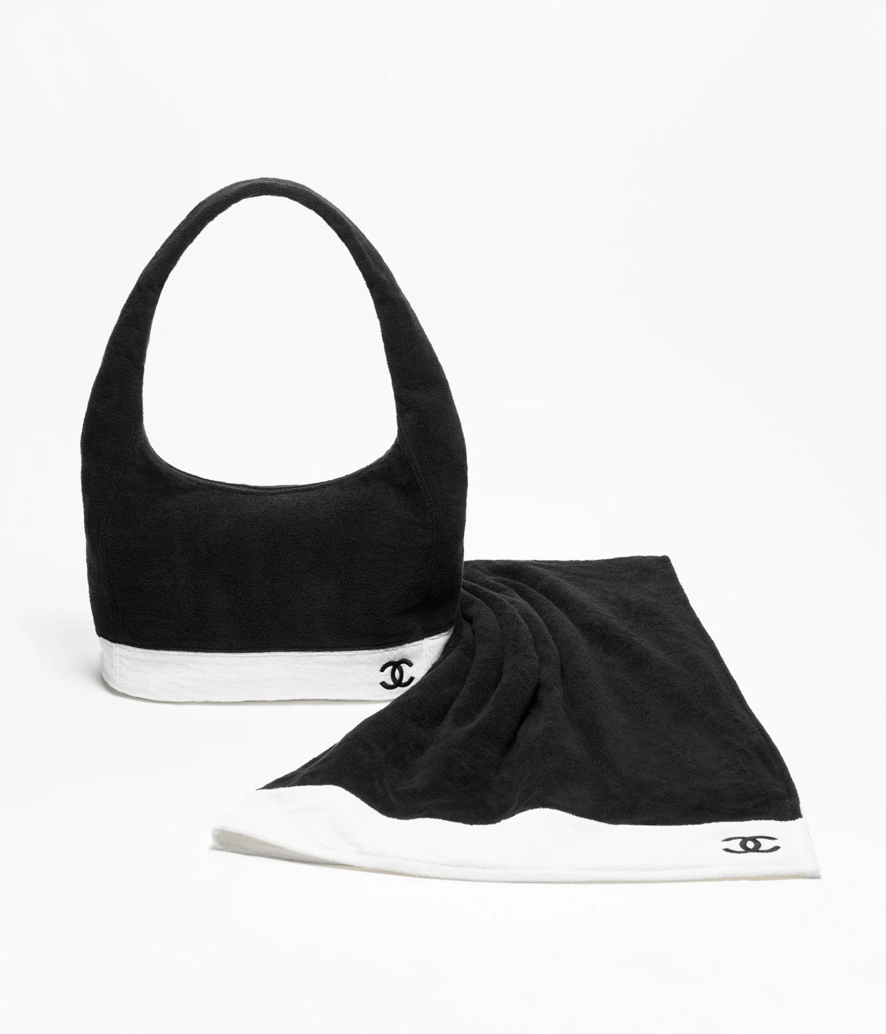 Chanel 2026 Beach Bag Set Classic Black And White Colorway Large Capacity (45 X 60 X 20 Cm) Mini Wallet (17 X 20 Cm) Beach Towel (170 X 103 Cm) Bags #196926
