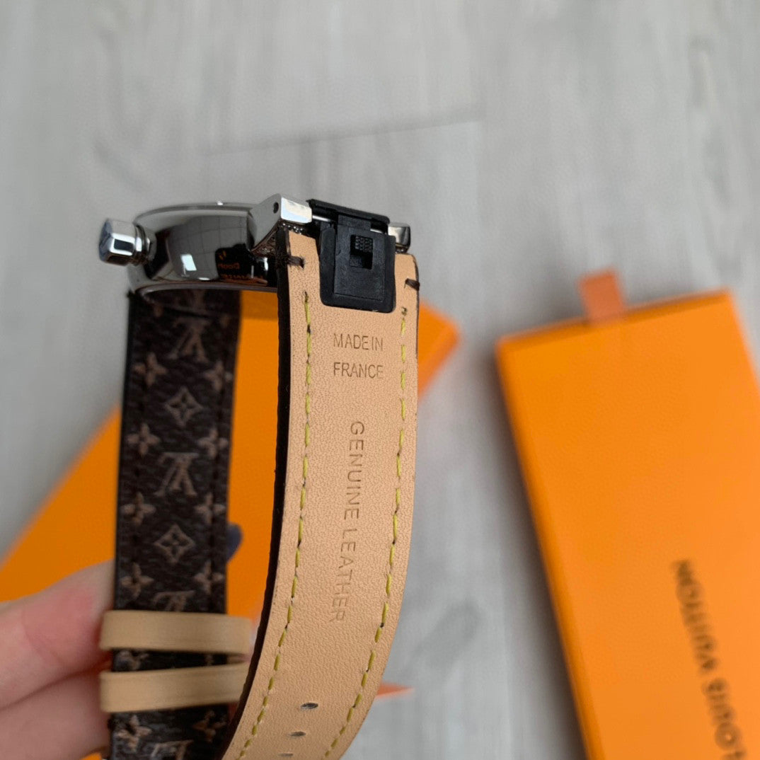 Louis Vuitton Wrist Watch Accessories