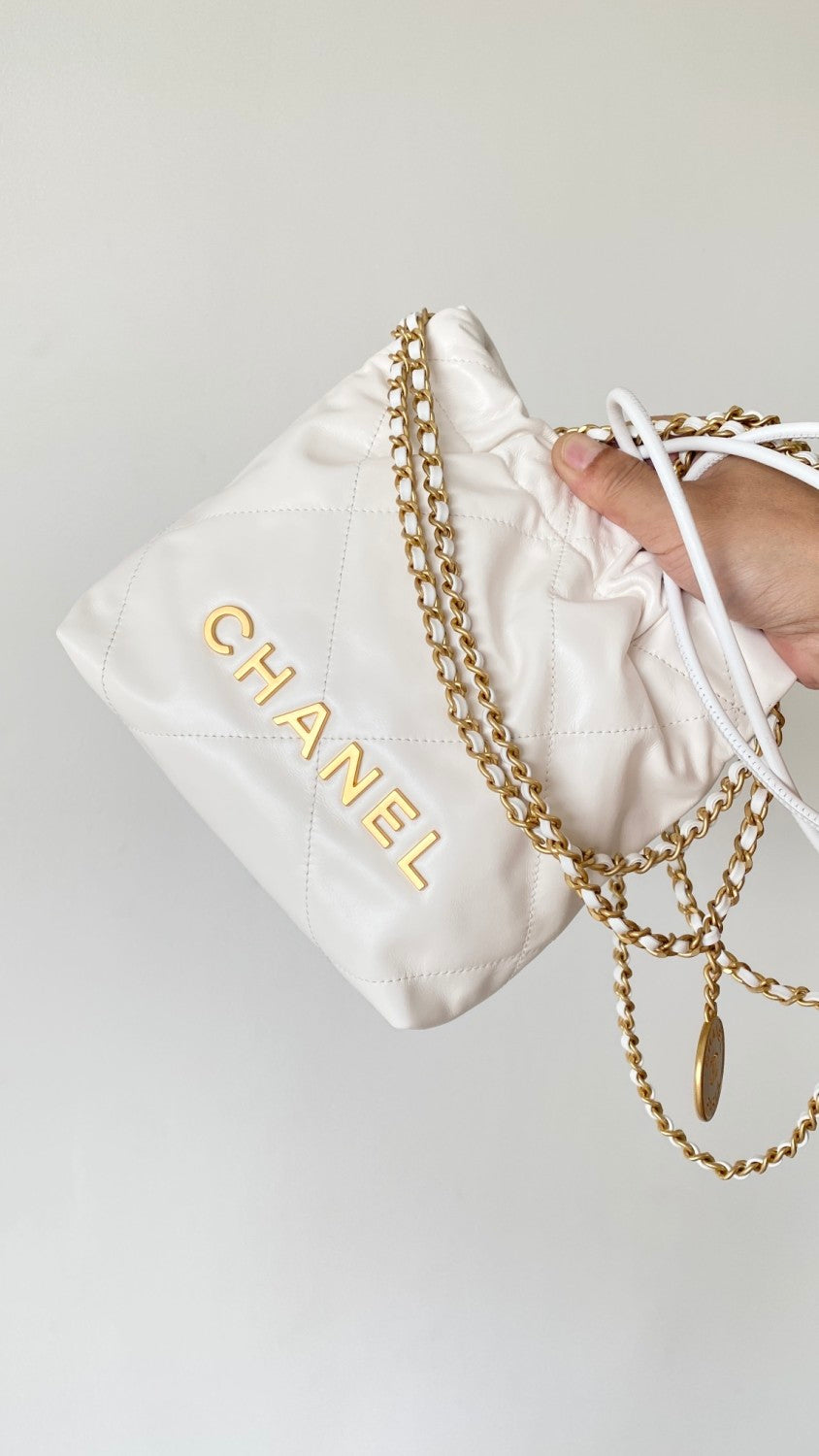 Chanel Women's Solid Color Logo Drawstring Closure Chain Shoulder Strap Glossy Calfskin Shoulder Crossbody Bag Bags #77838