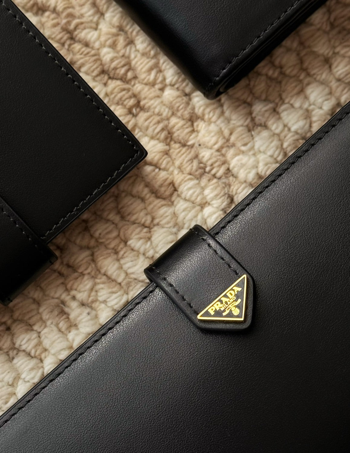 Prada Men's Triangle Logo Black Leather Coin Purse Card Case Bag Bags #75361