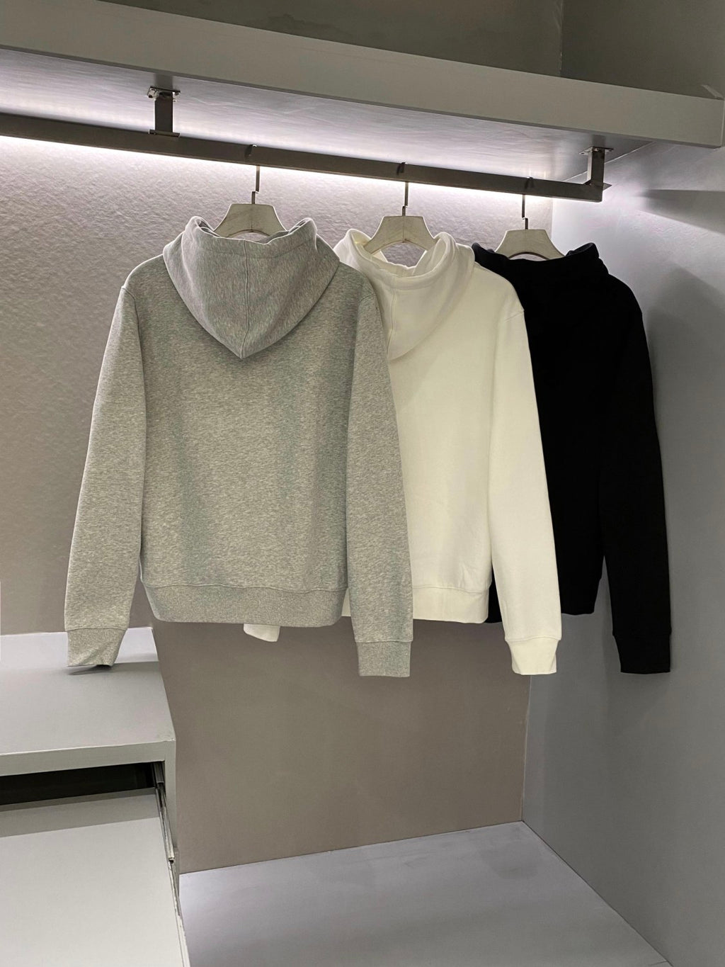 Dior Men's and Women's Spring and Autumn Solid Color Embroidered Logo Cotton Hooded Drawstring Sweatshirt Pullover #72938