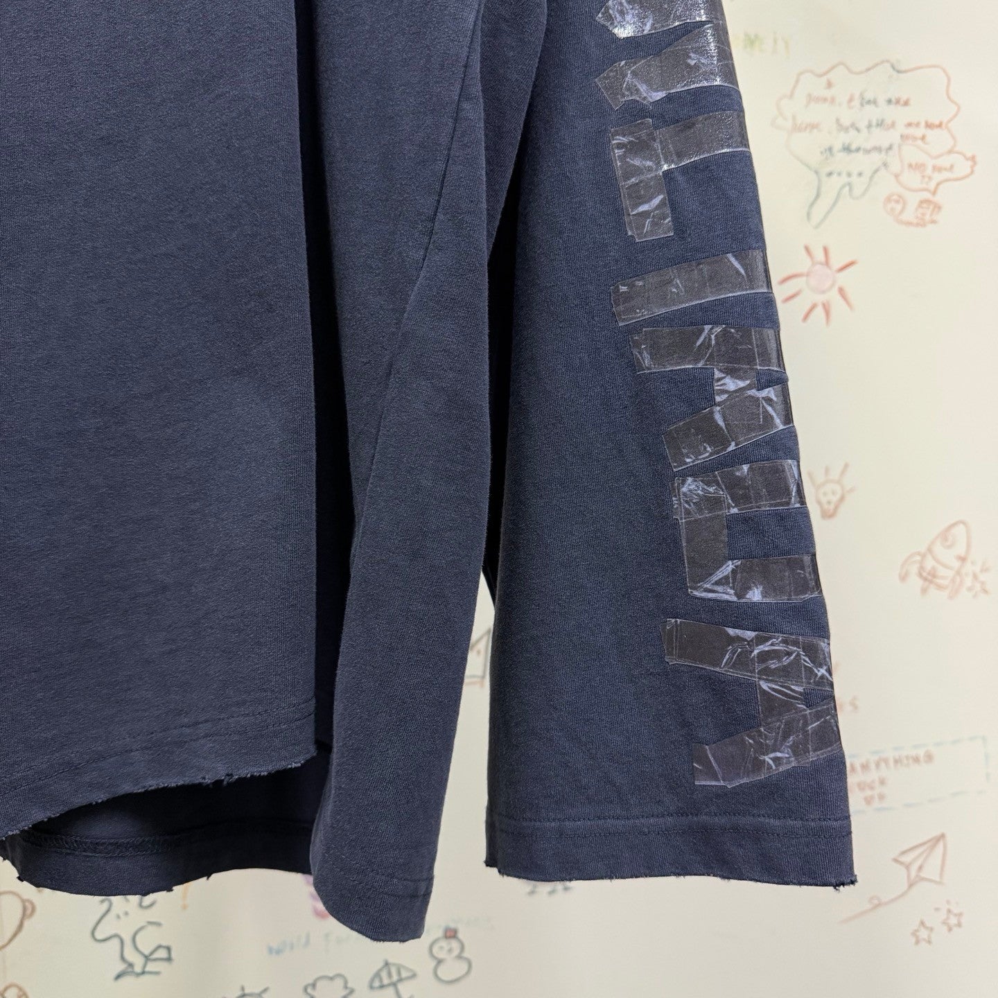 Balenciaga Top-quality Version Men's Transparent Tape Shifted Oversized Long Sleeve T-shirt in Faded Black#376444