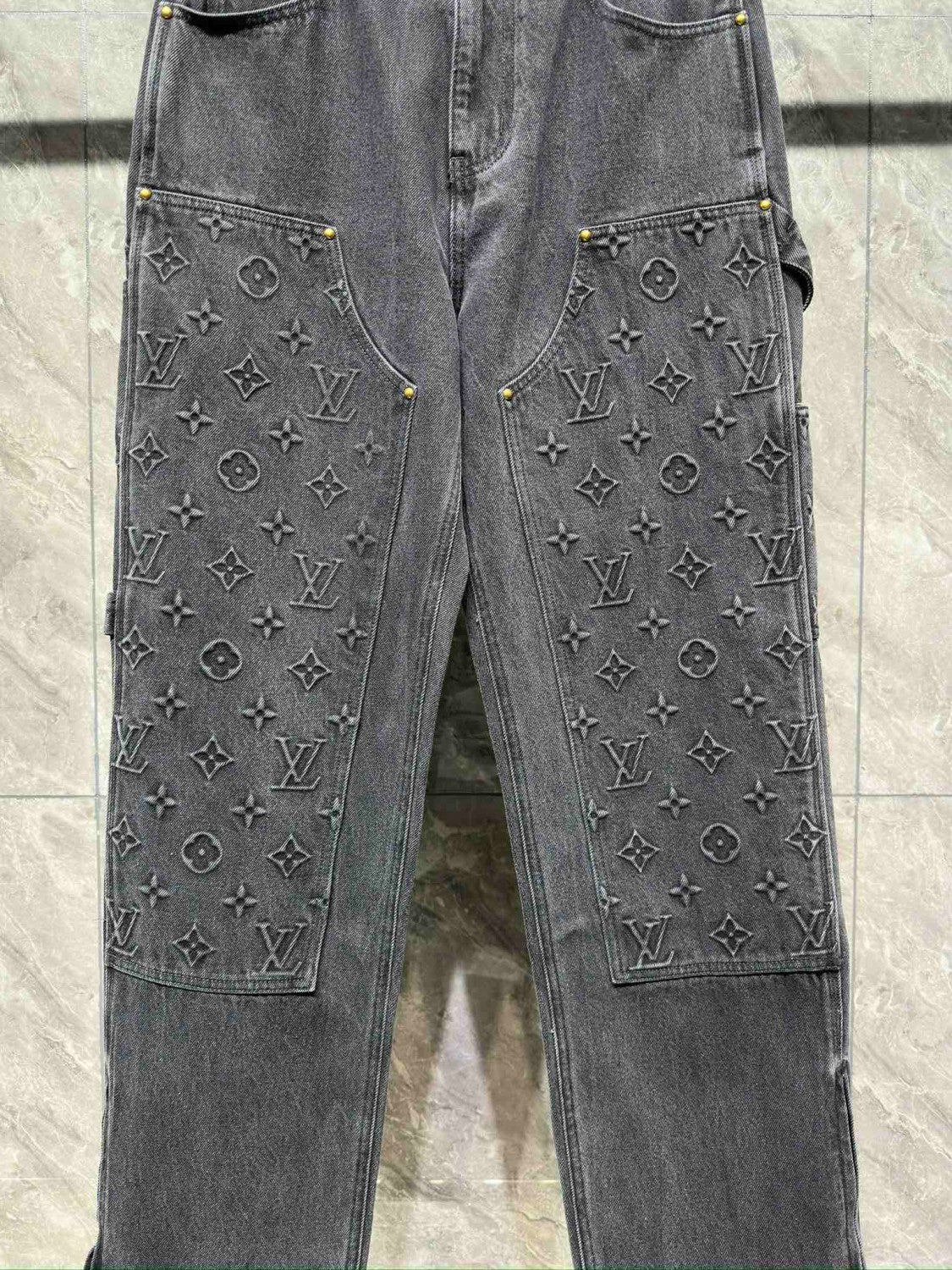 Louis Vuitton Men's Spring/autumn Fashion Casual Classic Logo Embossed Loose Straight Leg Workwear Denim Pants #78388