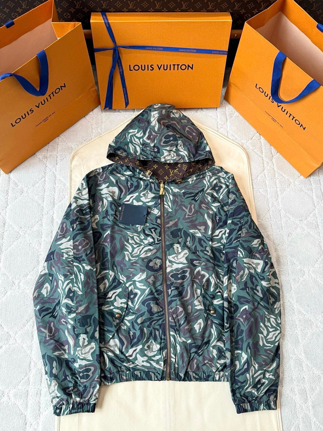 Louis Vuitton MONOGRAM Men's Spring/Fall Fashion Casual Hooded Zipper Camouflage Vintage Print Reversible Hooded Jacket Trench Coat Jacket #79491