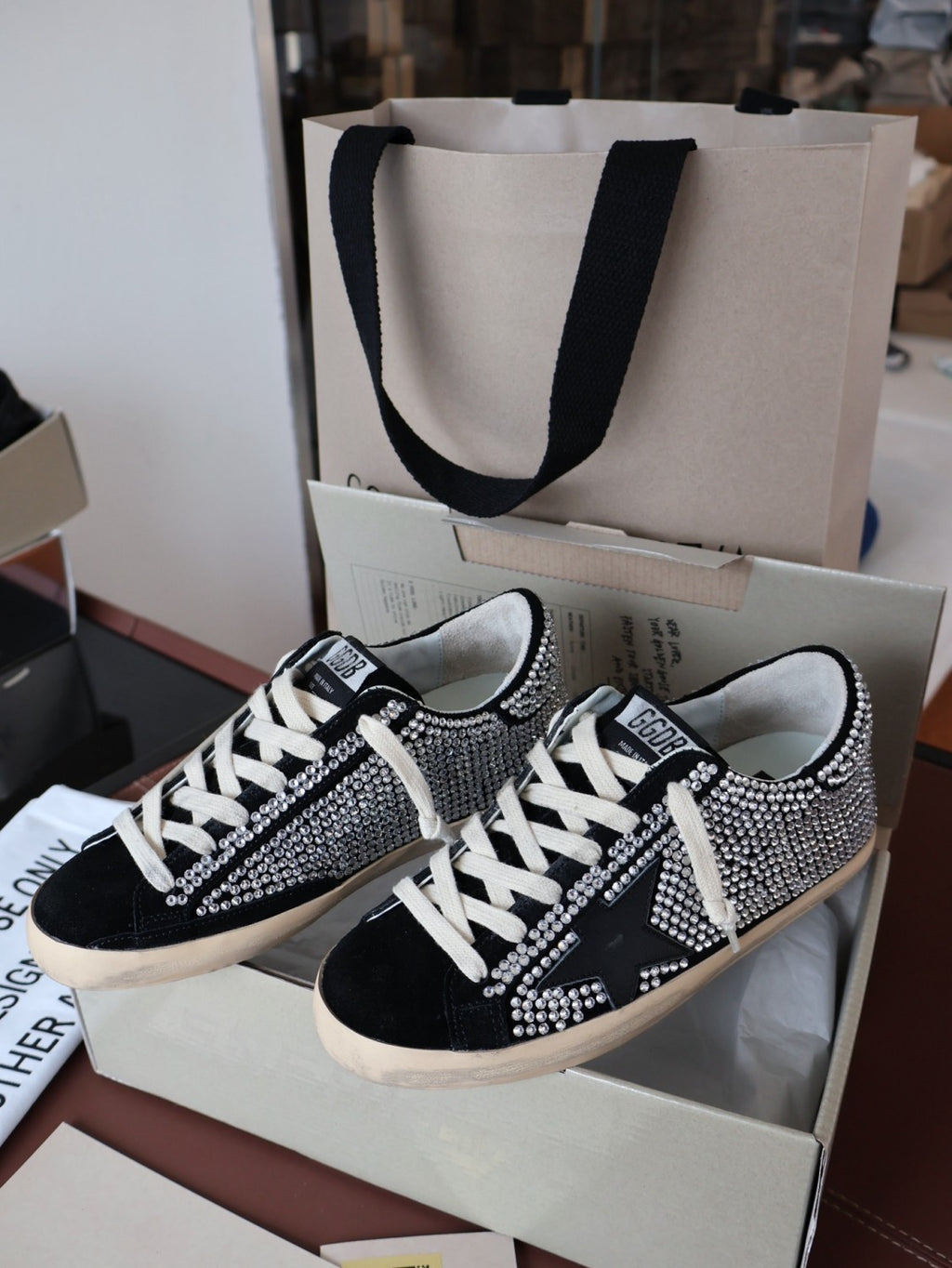 Golden Goose Men's and Women's Spring/Summer Fashion Casual Round Toe Lace Up Leather Low Top Sneakers  #78641