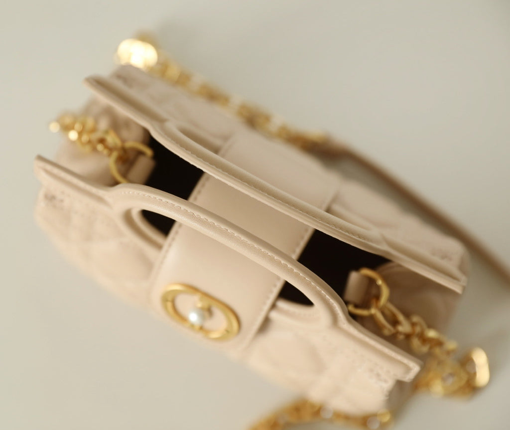 Dior Jolie Top Handle Mini Chain Bag In Blush Pink Fashionable And Elegant Evening And Everyday Handle Shoulder Bag S3123unjb_m030 #194790