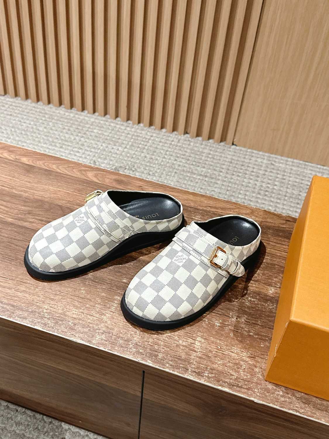 LOUIS VUITTON LV To-Go Flat Comfort Clog Shoes #379748