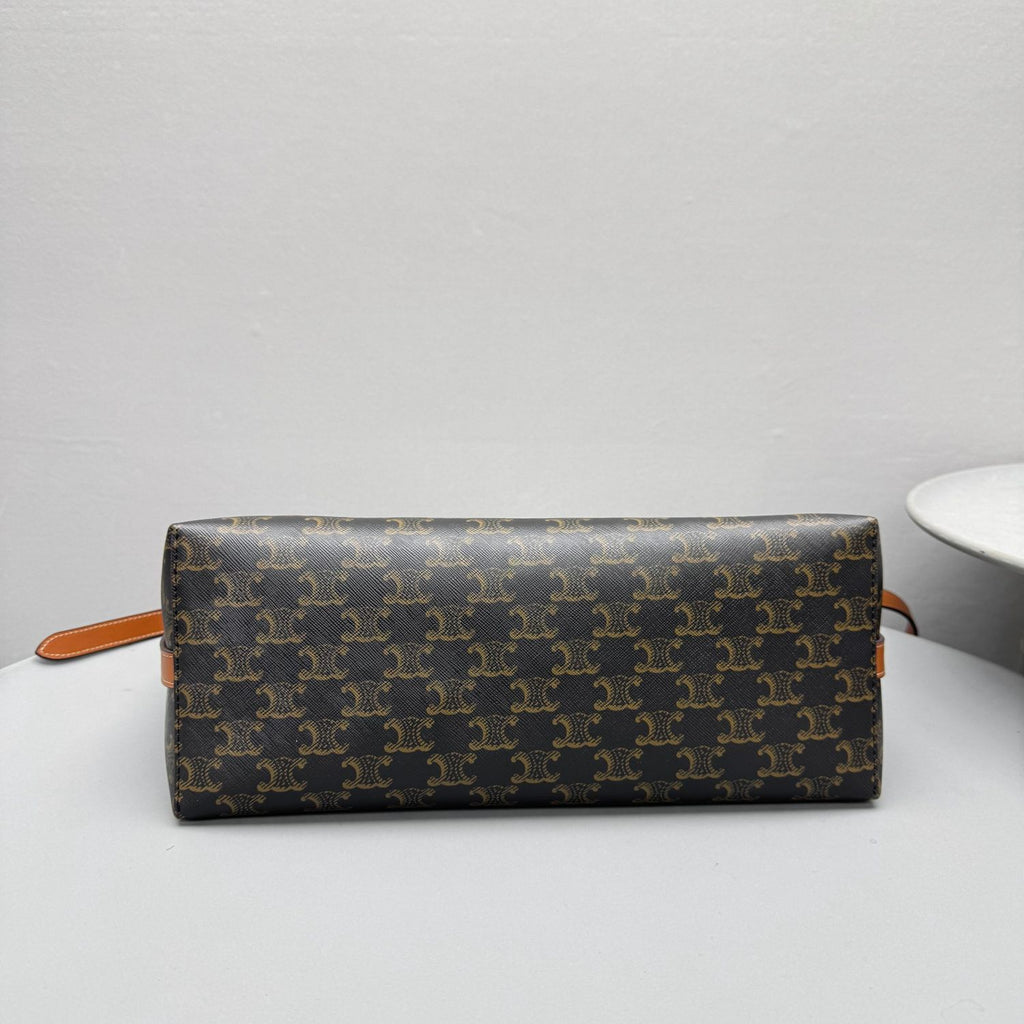 CELINE SOFT SHOPPER BAG IN TRIOMPHE CANVAS AND CALFSKIN #377766