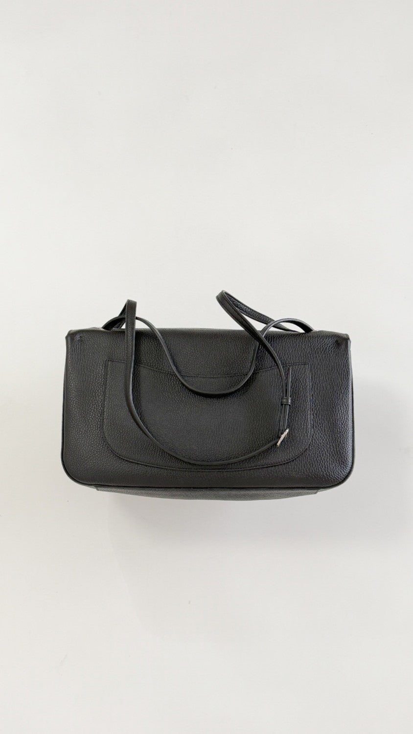 CHANEL Maxi Flapbag Grained Calfskin Silver Metal Black #378545