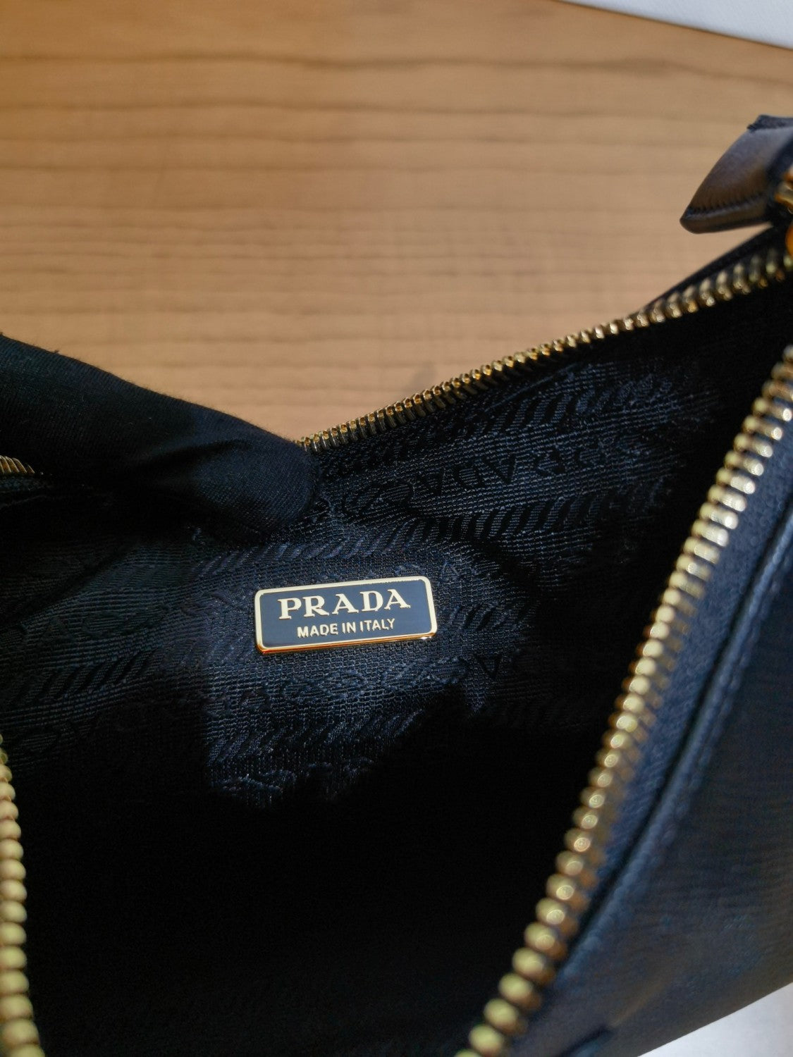 Prada Re-edition Mini Bag Aus Saffiano #333797