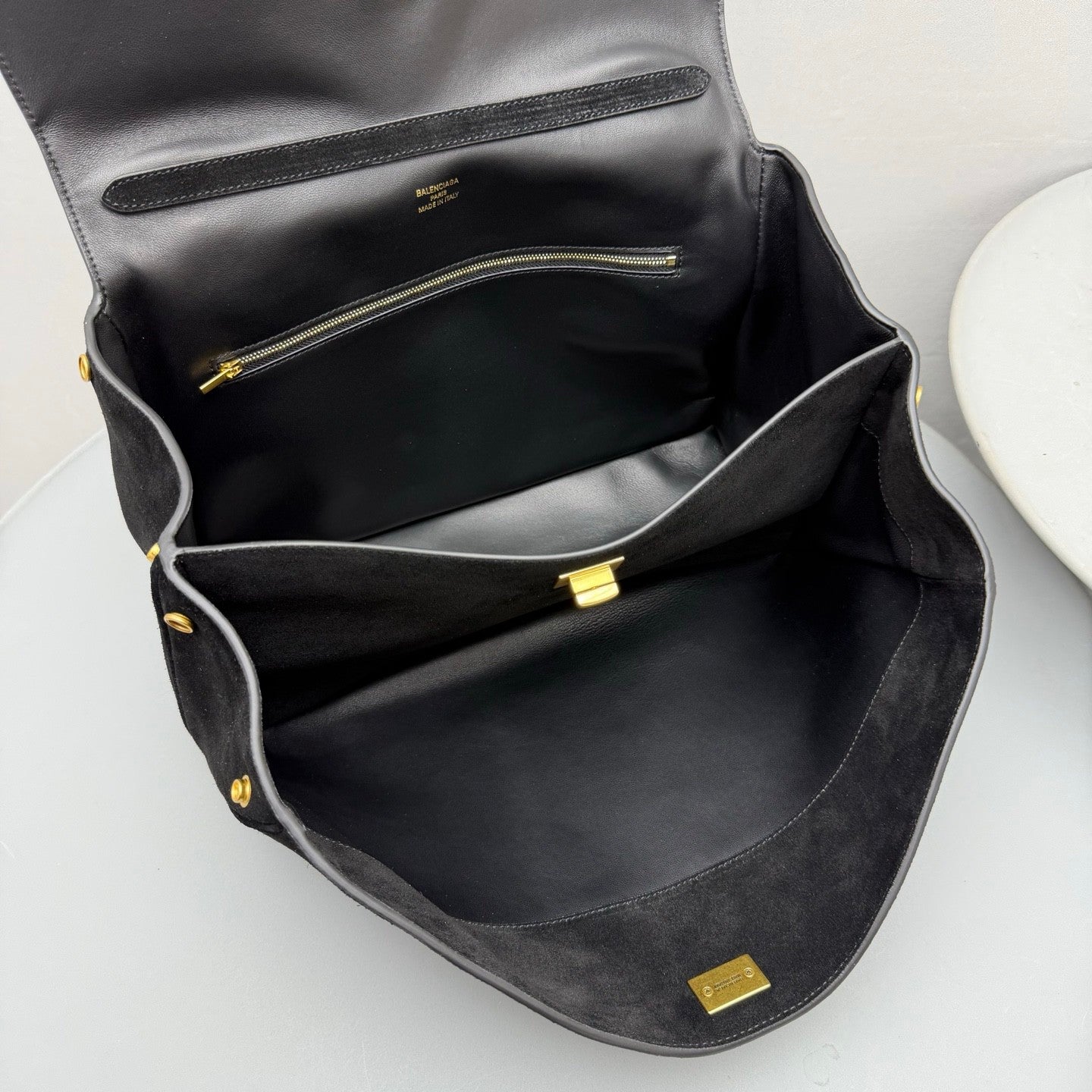 Balenciaga Rodeo Handbag Medium #379100