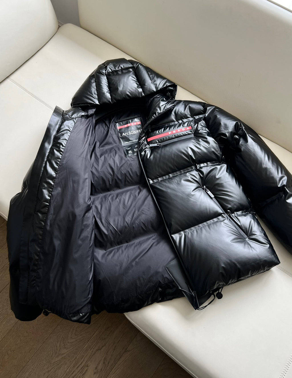 Prada Light Nylon Hooded Puffer Jacket Zip Down Coat #96333