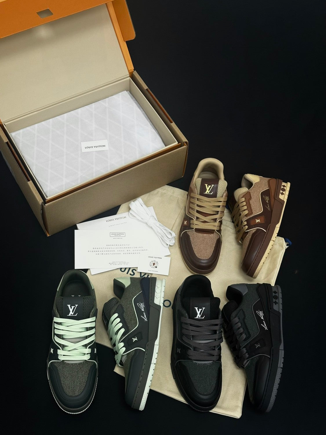 LOUIS VUITTON LV Trainer Sneaker Shoes #378550