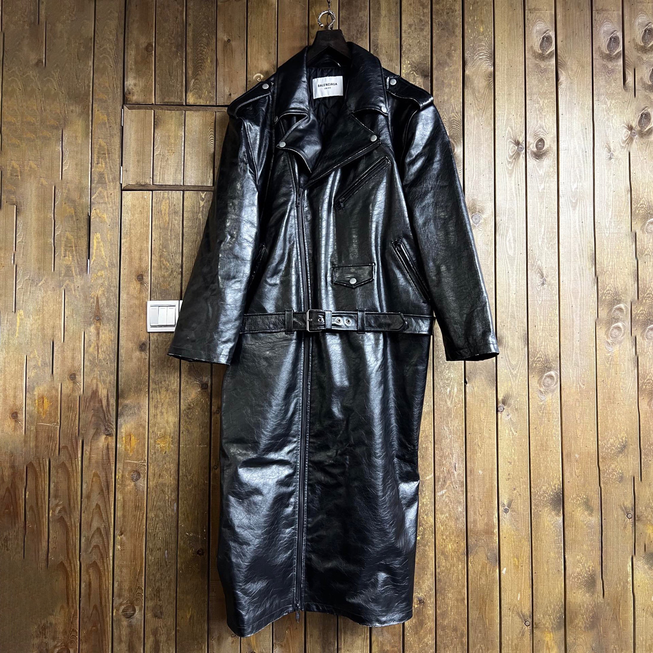 Balenciaga Black Leather Vintage Long Jacket Ngvp #6657