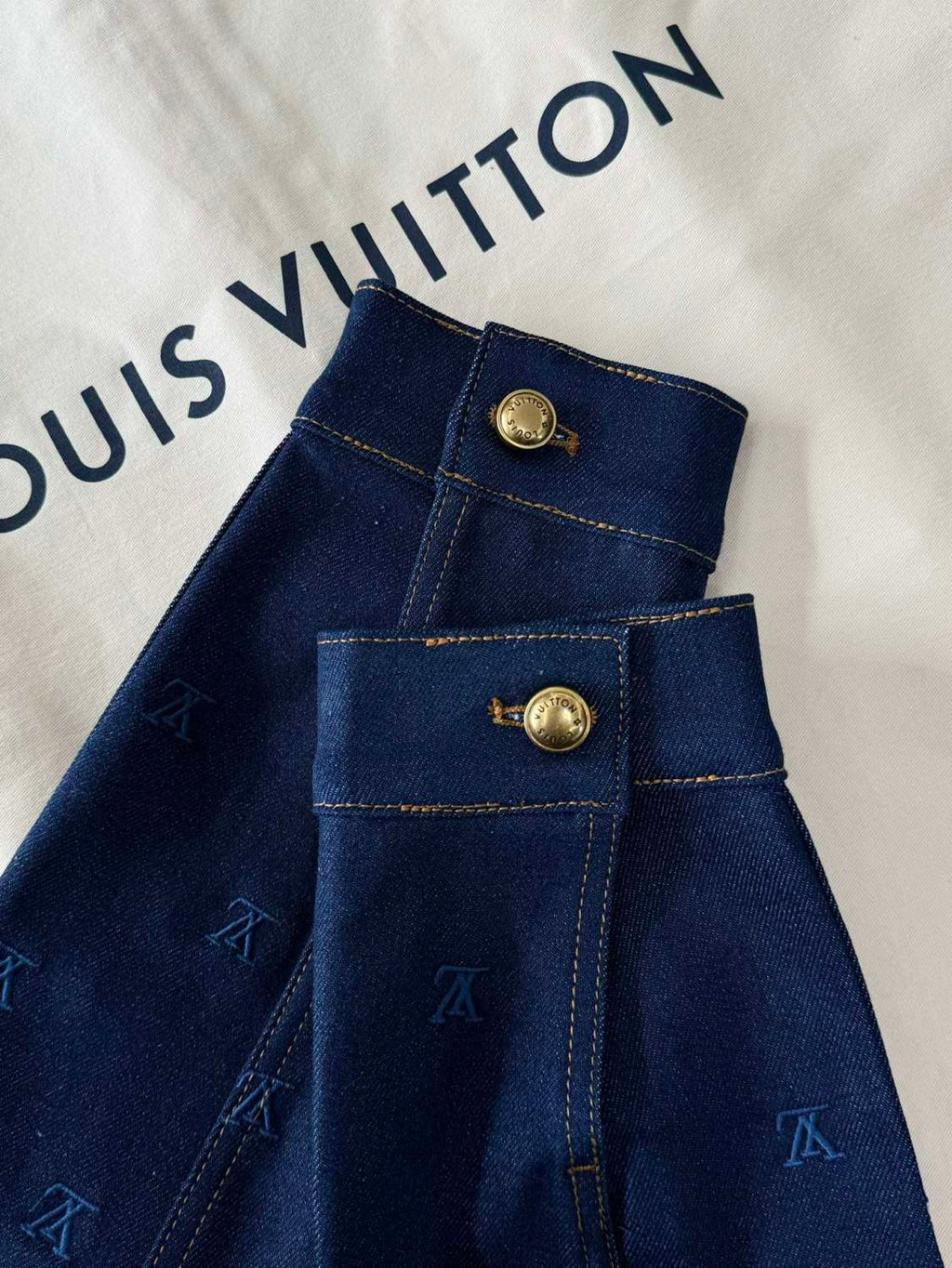 Louis Vuitton Men's Spring And Autumn Logo Embroidery Color Line Single Breasted Denim Long Sleeved Jacket Jeans Pants Set Suit #74128