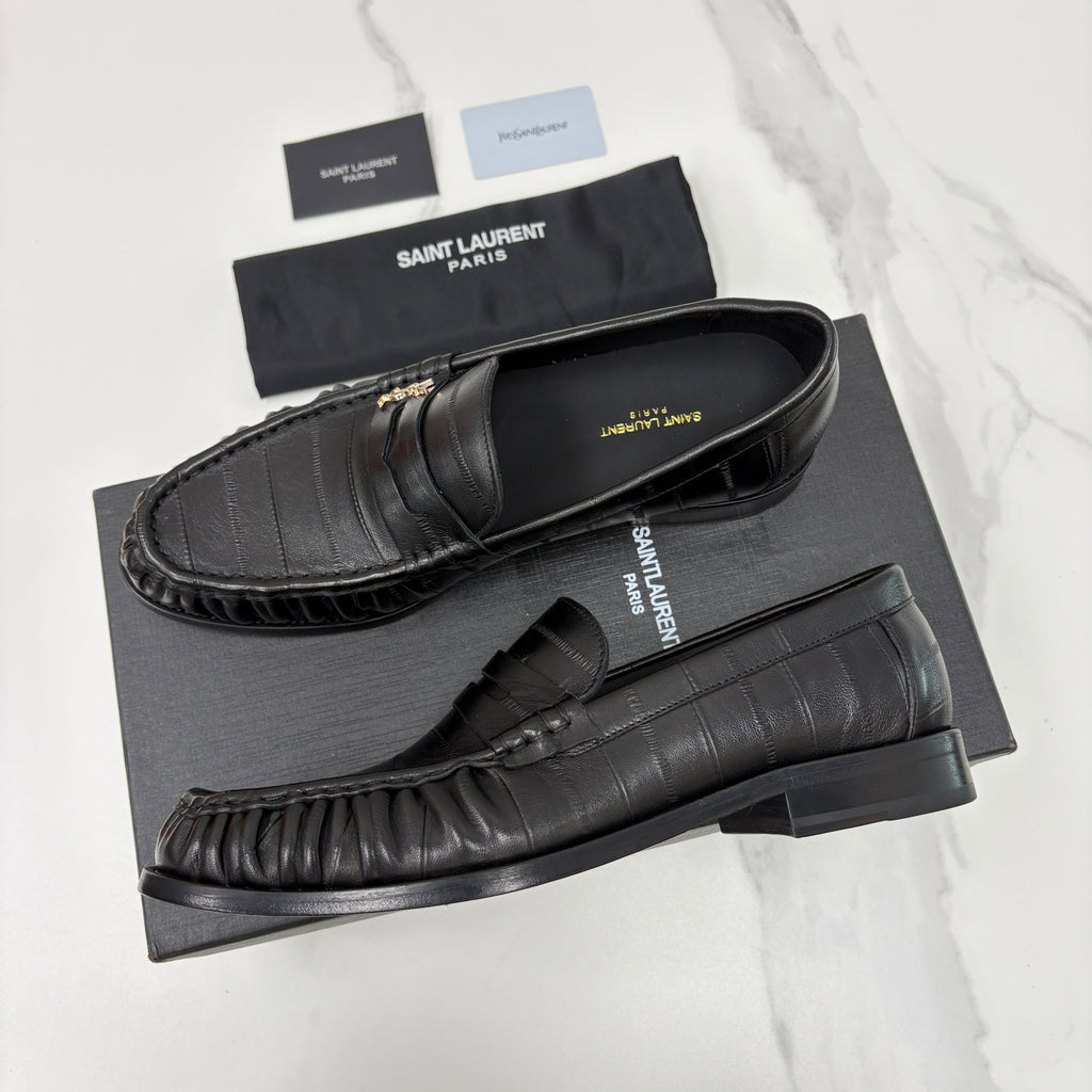 Saint Laurent LE LOAFER Supple in Suede in Brown #383805