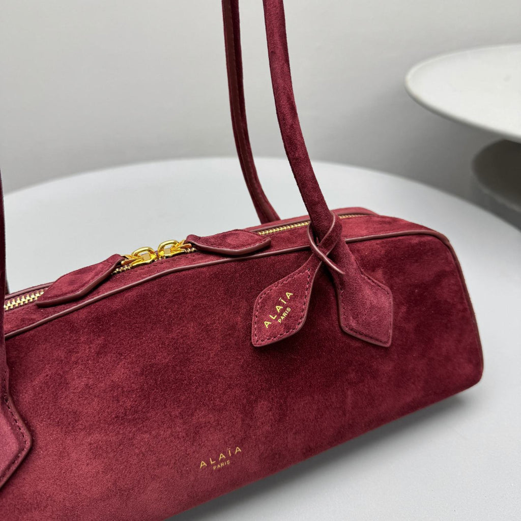 Alaïa Raspberry Le Teckel Medium Bag in Nubuck #320545