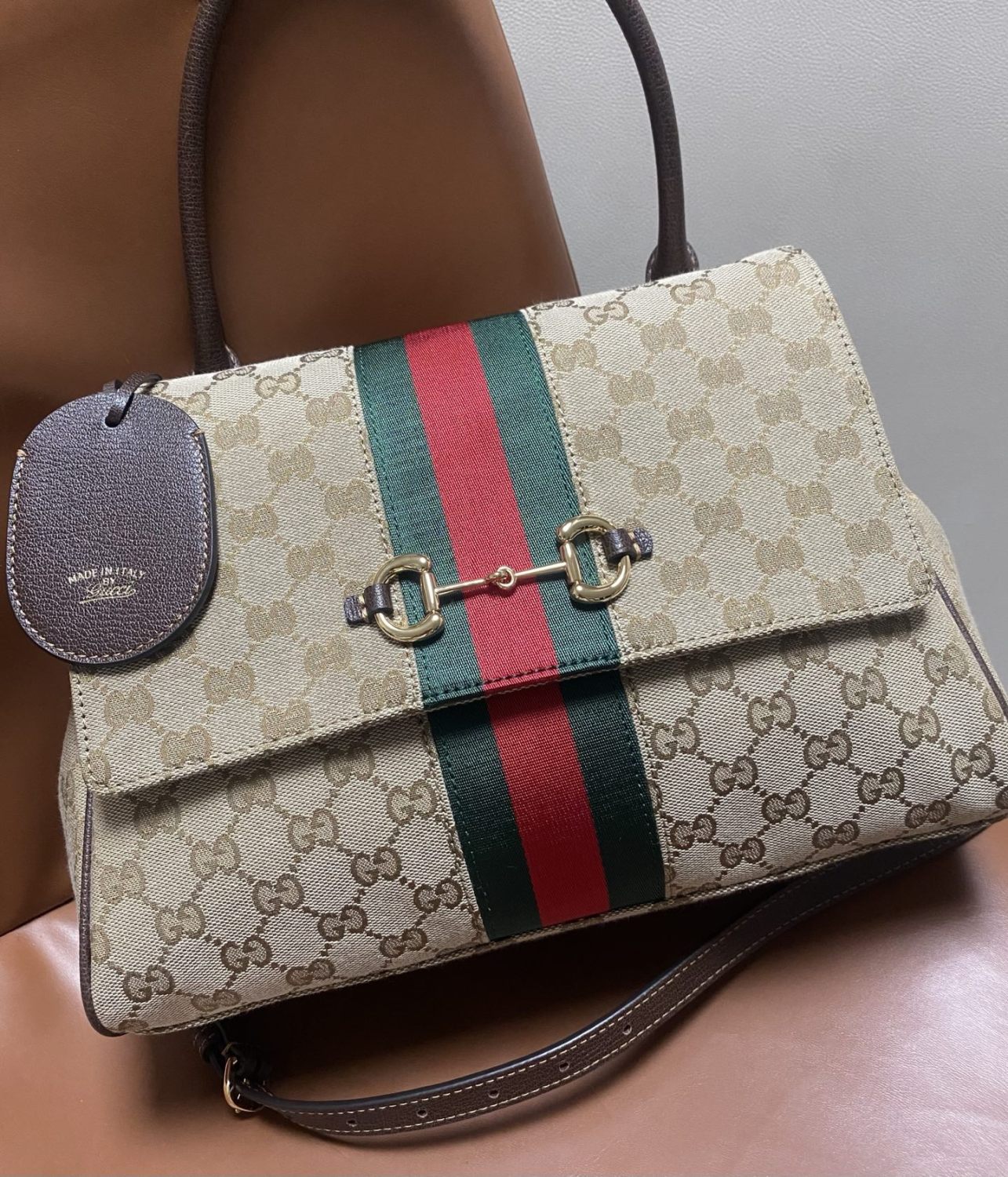 GUCCI Paparazzo Medium Top Handle Bag Leather #383705