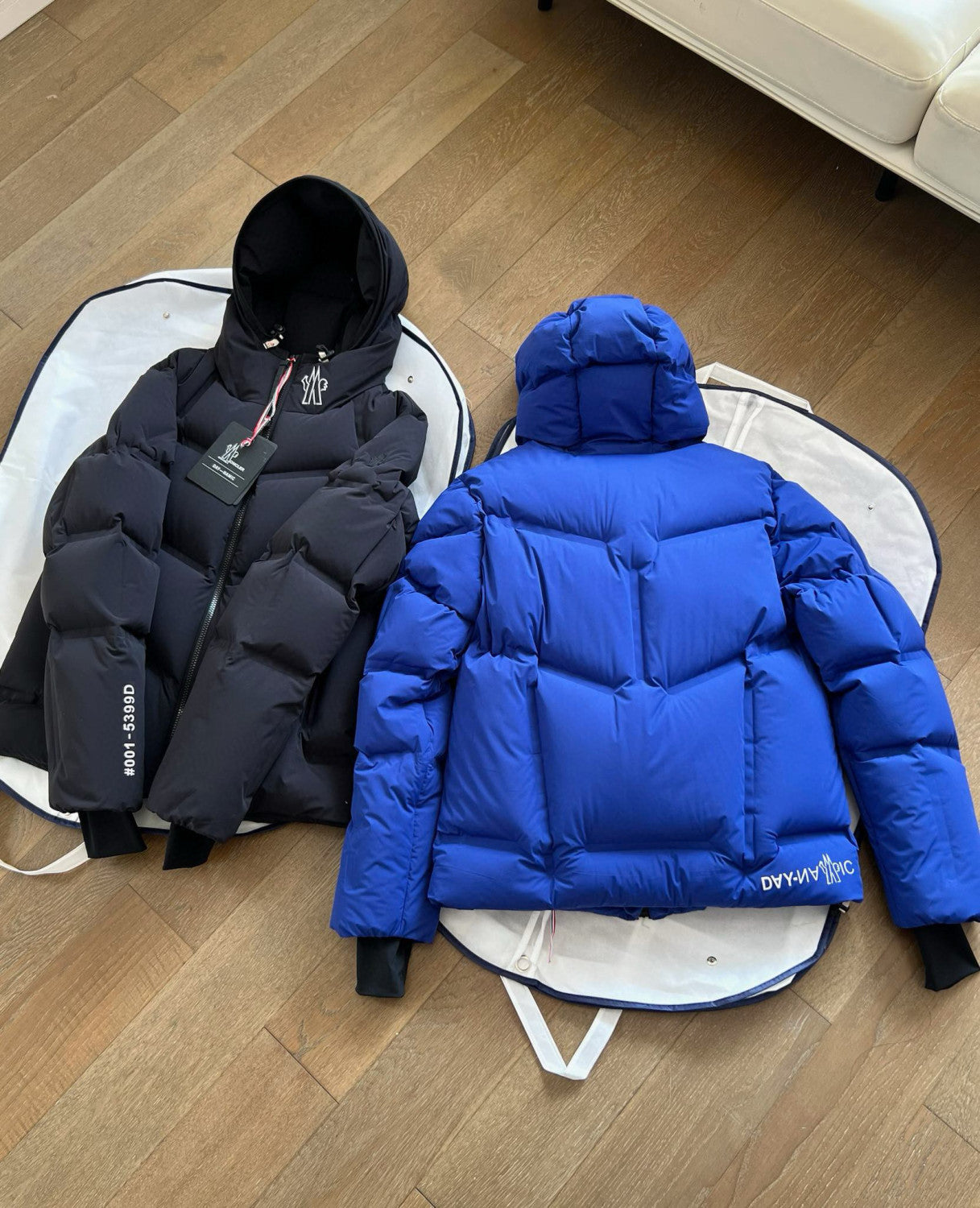 Moncler Men's Winter Solid Color Logo Printed Hooded Zipper Long Sleeve Arcesaz Short Puffer Down Jacket #98135