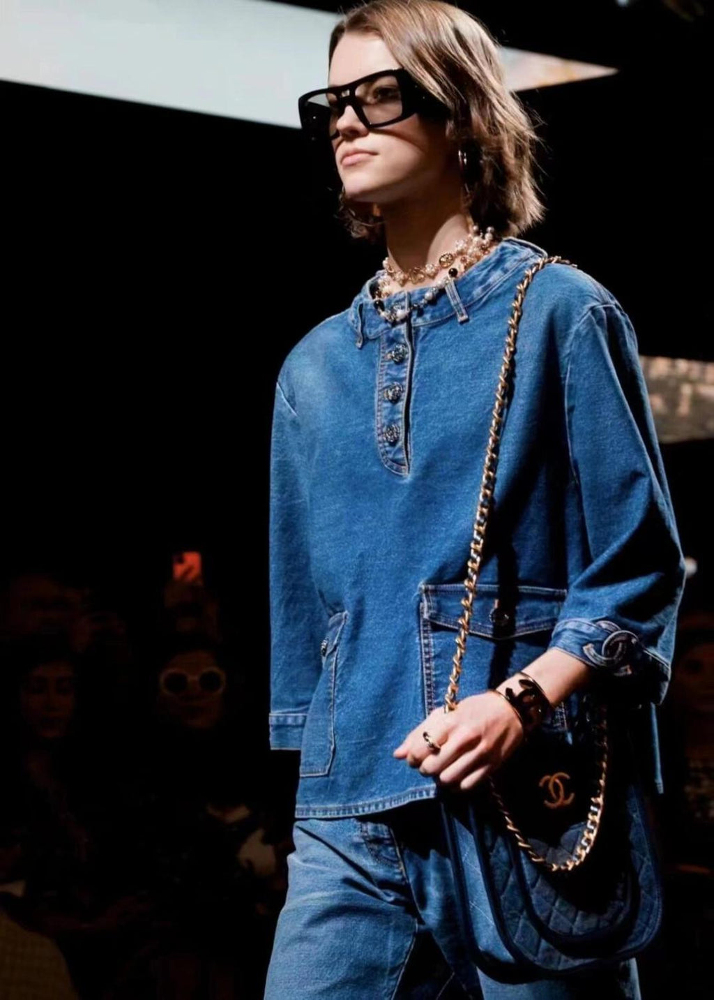 Chanel Denim Hobo Bags Stylish Metal Chain Accents Patchwork Denim Logo Crossbody Elegant And Fashionable Vacation Bag #195813