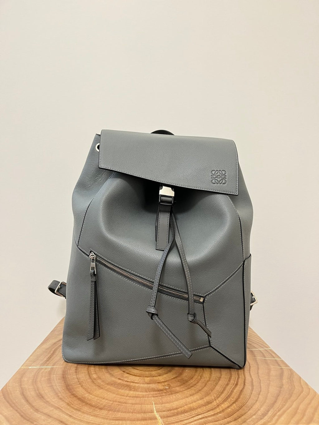 Loewe Jigsaw Backpack Men's Spring And Summer Fashion Luxury Temperament Colour Blocking Shoulder Bag Bags #81371