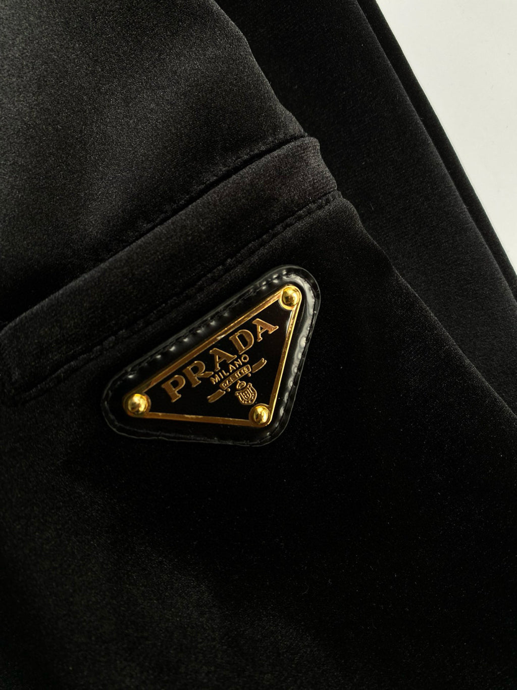 Prada Men's Autumn and Winter Black Fleece Facing Zip Hooded Jacket Pants Set Suit #97841