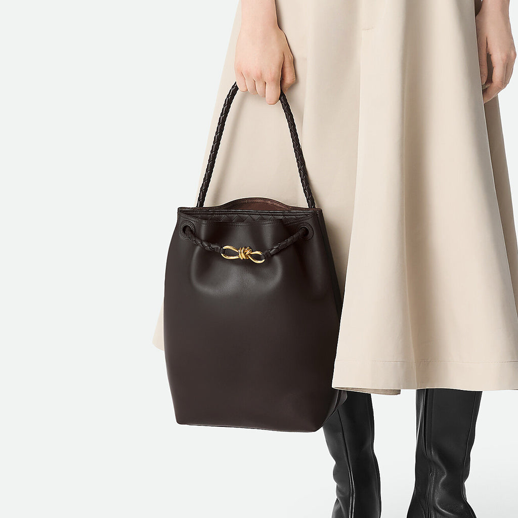 Bottega Veneta Andiamo Women's Fashion Classic Solid Color Leather Bucket Bag Crossbody Tote  Bag  Bags 844169V4O922250 #79186