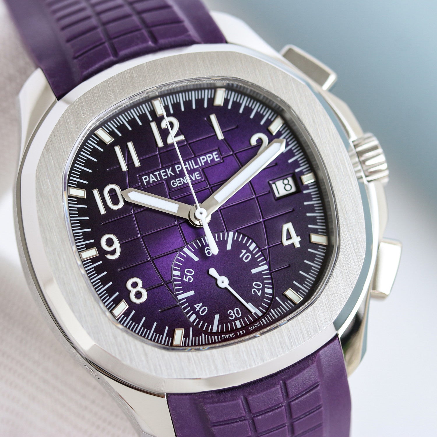 Patek Philippe Aquanaut Men's Solid Color Automatic Mechanical Movement Rubber Strap 42.2 mm Case Watch #77942