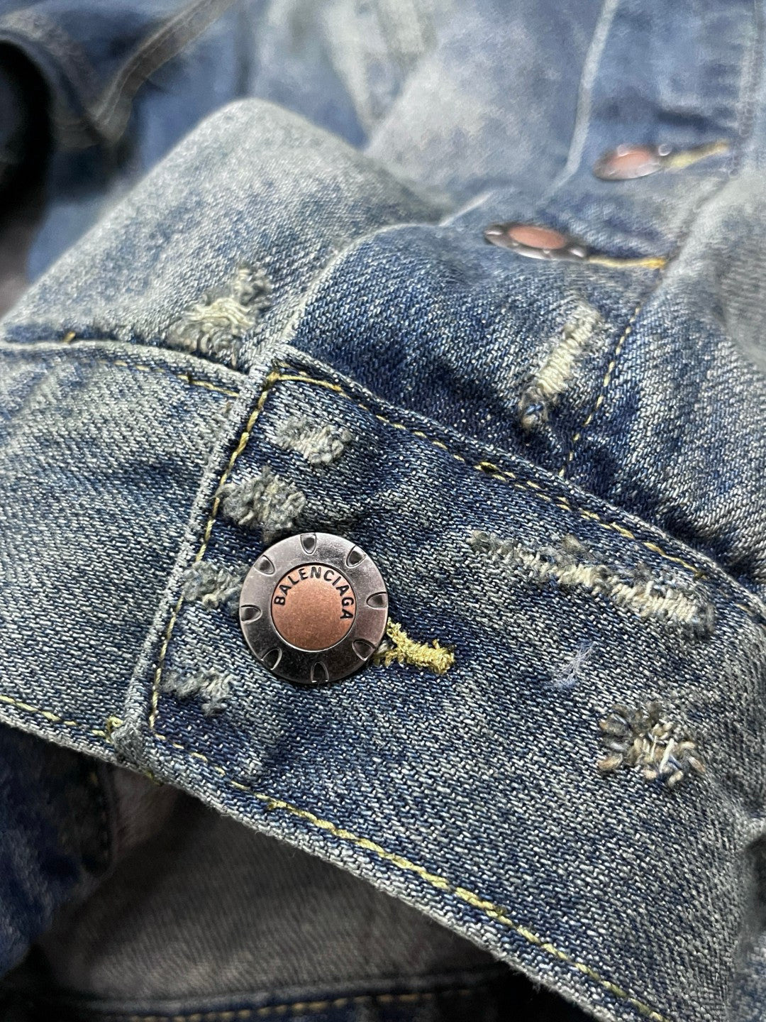 Balenciaga CUT- UP Men's Spring/fall Fashion Casual Washed Vintage Knit Fabric Lapel Single Breasted Denim Jacket With Zipper Or Button Closure Pair With Relaxed Fit Slouchy Jeans Suit Set #79511