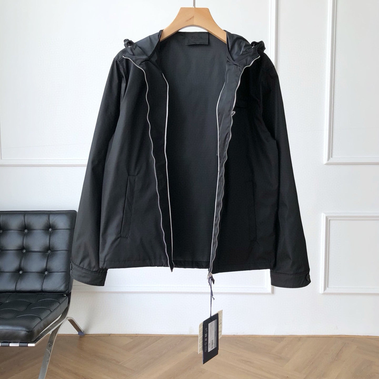 Prada Men's Fall And Winter Recycled Nylon Short Jacket Black Hooded Zipper Jacket Logo Pockets Fashion Trend Casual Jacket #81397